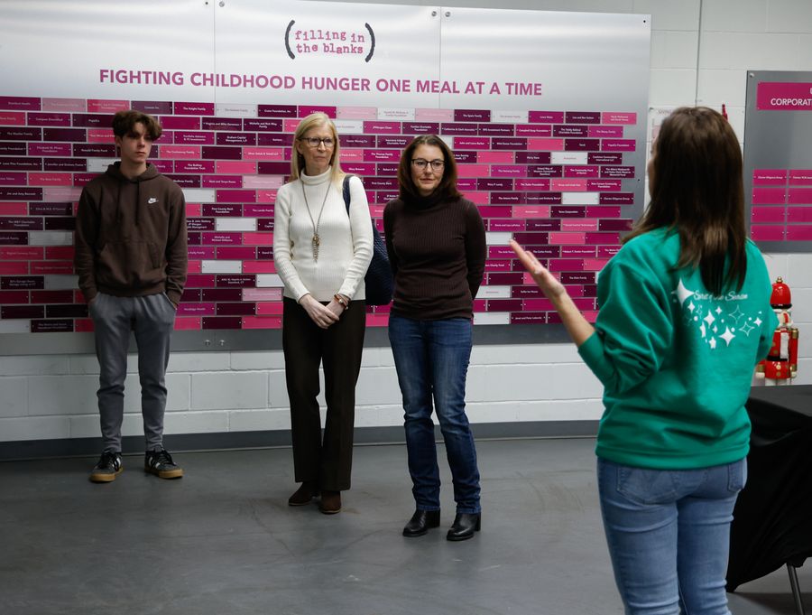 6_Marra - Filling in the Blanks 120125-6356.jpg